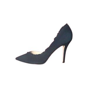 Karl Lagerfeld Paris Black Suede Scalloped Pointed Toe Pumps Size 8M